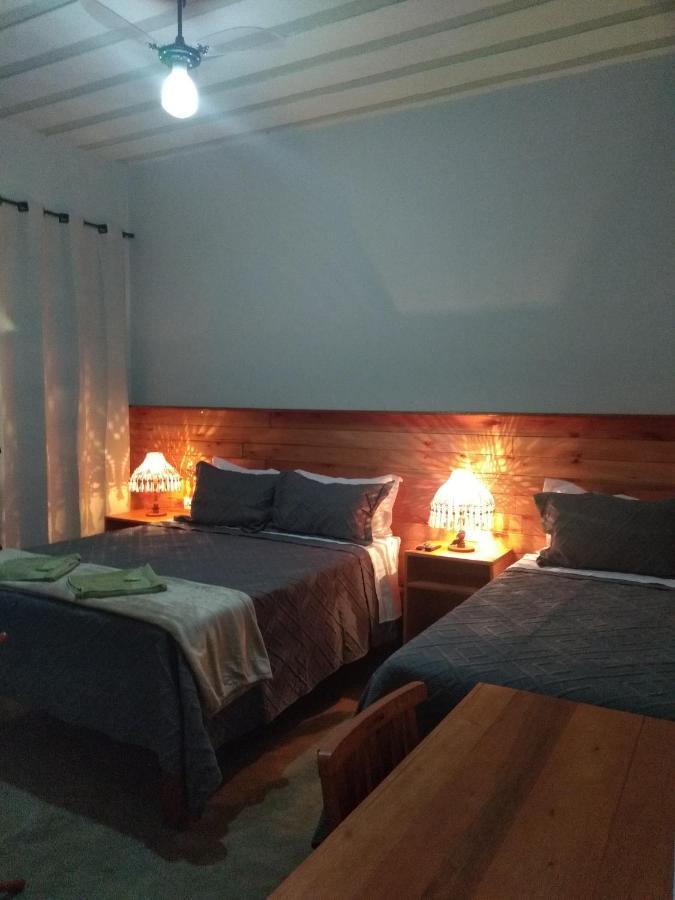 Pousada Vivenda Leticia Prados Esterno foto