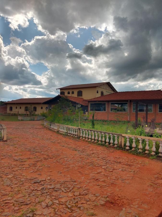 Pousada Vivenda Leticia Prados Esterno foto
